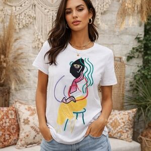 NWT Carreli 100% Cotton Graphic Art Tee | Abstract Woman Print White Top
